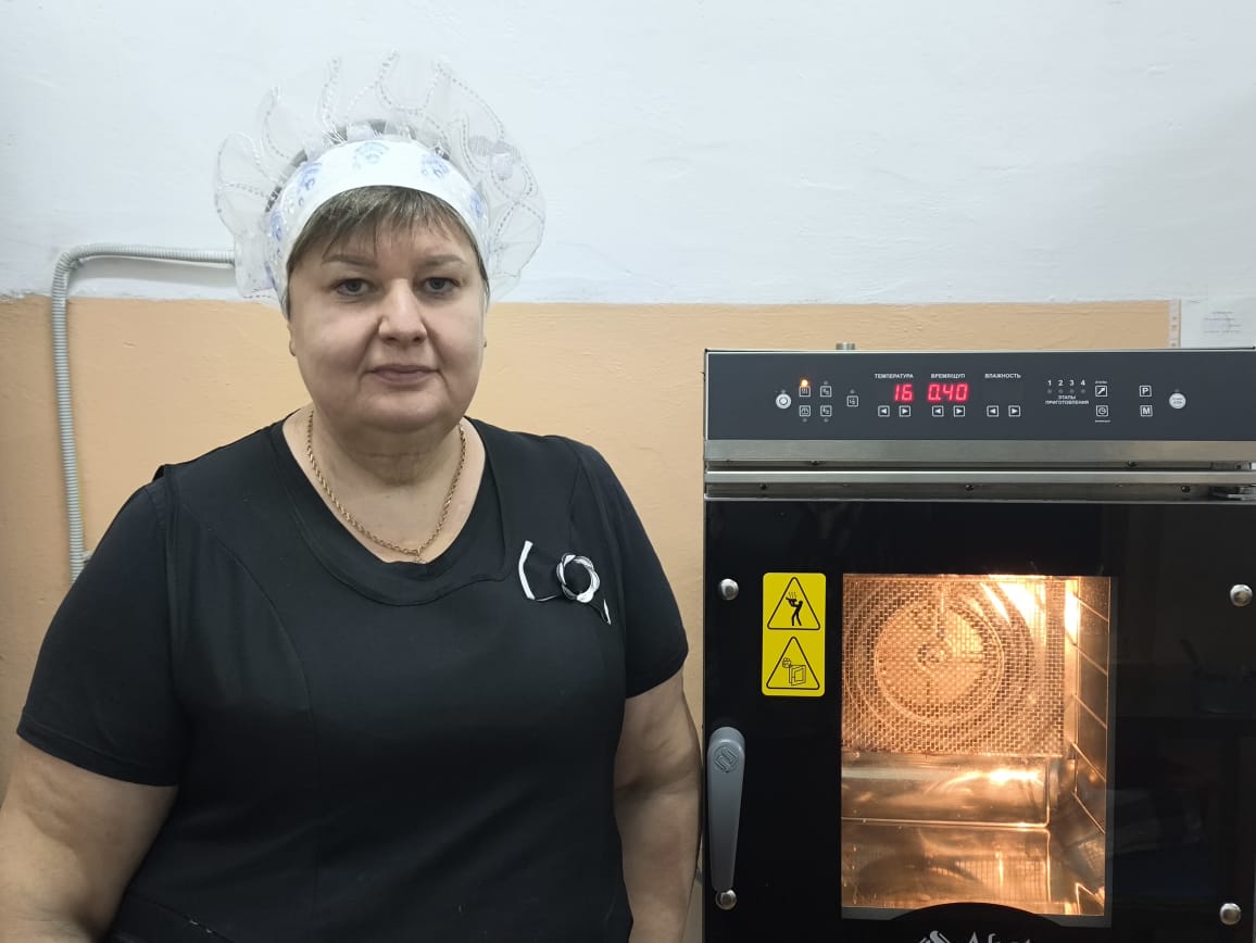 Хохлова Елена Ивановна.